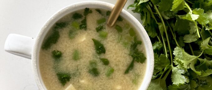 Above Diabetes 5 min High-Protein Bone Broth Miso Soup