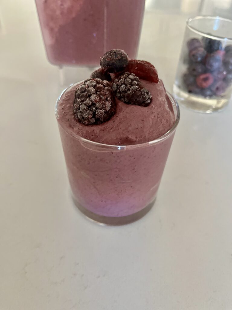 Diabetic-Friendly Low Carb Berry Smoothie